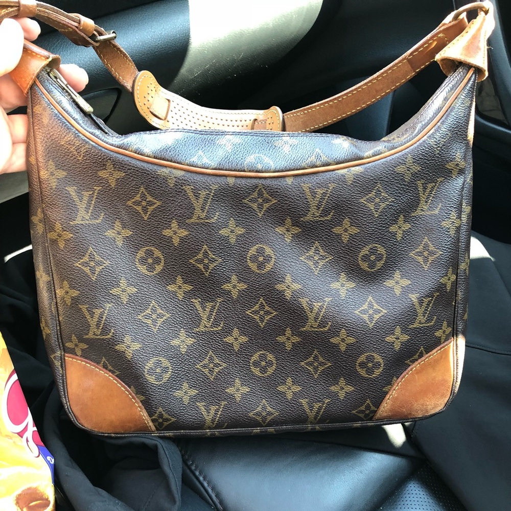 🙌🏻ON HOLD🙌🏻 Vintage Louis Vuitton Boulogne 30